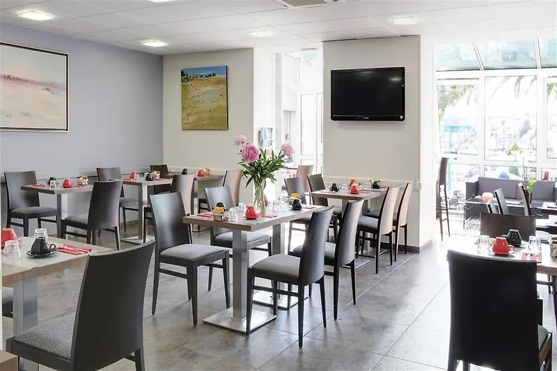 ביניק Hotel Le Benhuyc